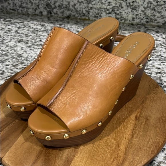 New Coach Brown Leather Wedge Heel Sandals Size 7.5 - Picture 1 of 5